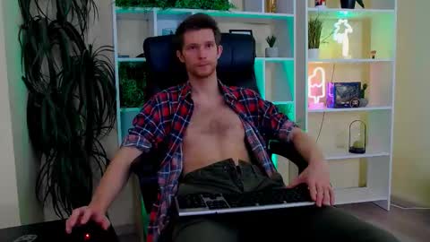 eddie_baker online show from March 6, 12:26 pm