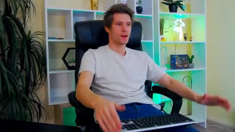 eddie_baker online show from April 16, 9:39 pm