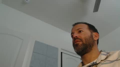 EdgeM online show from February 19, 7:48 pm