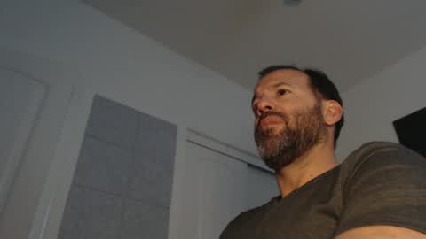 EdgeM online show from February 2, 1:02 am