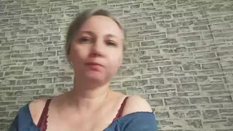 edithmanning online show from November 24, 7:51 am