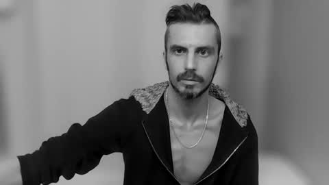 edmonton1985780 online show from January 5, 9:07 pm