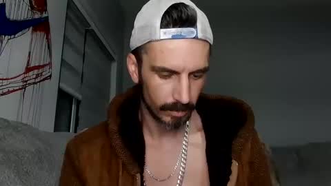 edmonton1985780 online show from September 11, 8:26 am