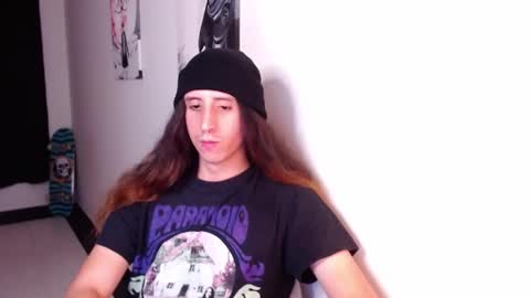 edward_chann online show from March 1, 3:53 am