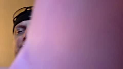 Snapshot of edwardaims_2please chatting on October 14, 2:25 am edwardaims_2please online show from October 14, 2:25 am