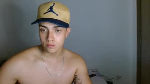 edwisalvatore online show from January 9, 3:04 am