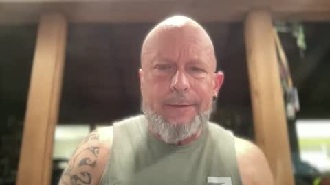 Harley Biker online show from March 27, 2:51 pm