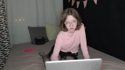 effa__laska online show from November 17, 9:28 pm