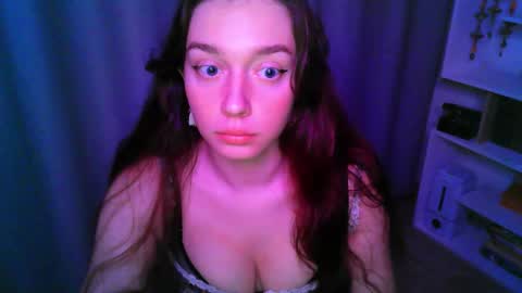 effie_balconii online show from November 9, 3:15 pm