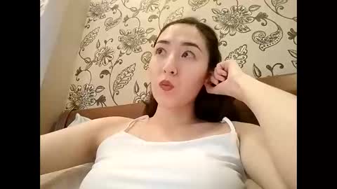 Effy online show from March 9, 10:20 am