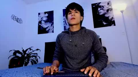 eiden_allenx1 online show from September 21, 9:57 am