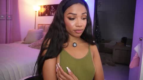 eimi   online show from November 16, 10:01 pm