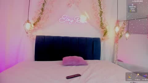 eimy_rosse18 online show from January 12, 1:18 pm