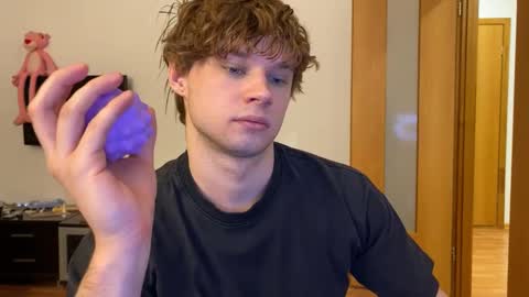 Eitan online show from March 3, 4:26 pm