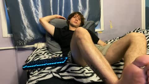 Eitan online show from April 10, 2:44 pm