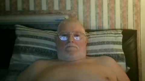 eketman1964 online show from March 5, 12:08 am