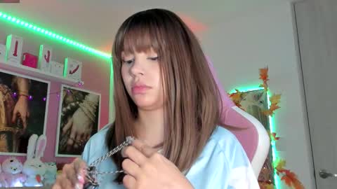 Ela online show from October 9, 4:51 am