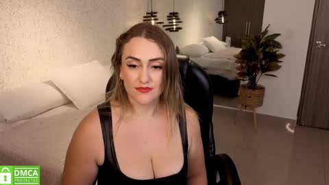 Snapshot of ela_ps chatting on September 19, 12:20 pm LOREIN online show from September 19, 12:20 pm