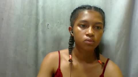 Snapshot of elaliealdy chatting on October 22, 4:08 pm elaliealdy online show from October 22, 4:08 pm