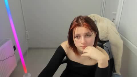 Evie online show from May 4, 8:54 am