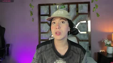 electra_gosselin online show from June 8, 1:50 am