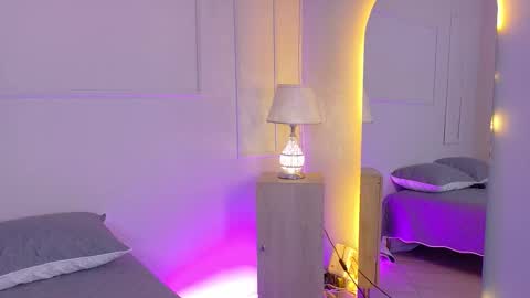 ELECTRA  online show from December 17, 7:42 pm