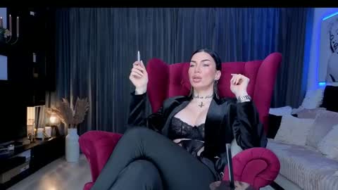 ElektraSheDemon online show from February 14, 6:45 am