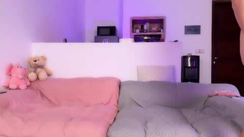 Elena Ross online show from June 11, 2:53 am