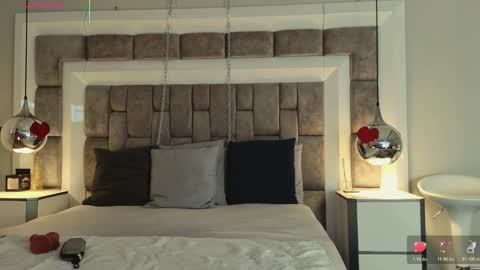 Elena Watsonn online show from March 23, 8:25 pm