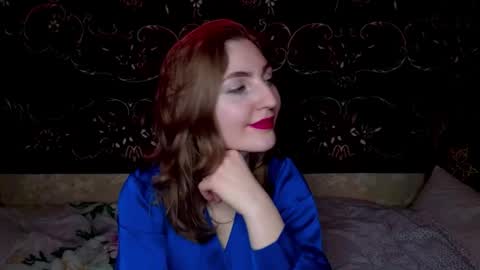 Mia online show from March 7, 4:51 pm