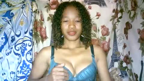 elenah013 online show from January 8, 6:52 am