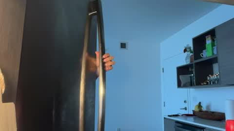 Elena online show from April 28, 2:10 pm