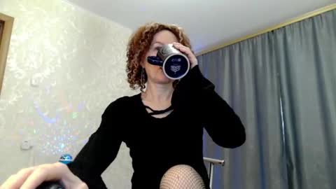 elenaza online show from March 4, 9:39 am