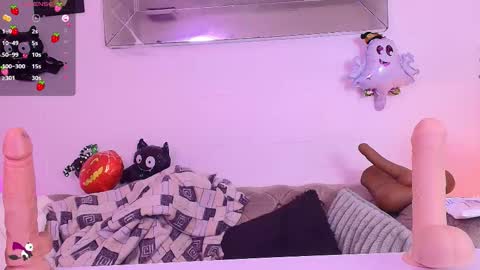 elenna_boobs_ online show from October 18, 7:12 am