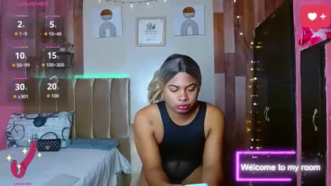 eletrabrowns online show from March 25, 12:23 pm