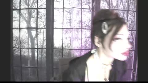  onlif4ns whitegothdoll online show from April 22, 4:19 am