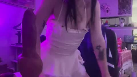 elfspit online show from April 22, 6:42 am