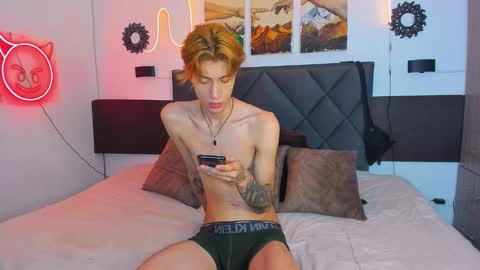 eliann_adam online show from December 20, 1:22 pm