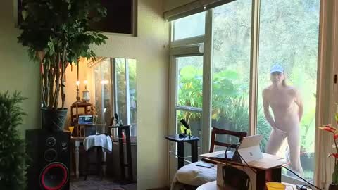 eliberator online show from September 26, 7:11 pm