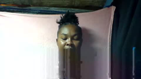 eliciline online show from April 15, 7:27 pm