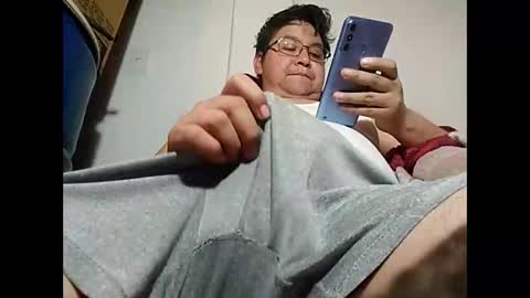 elimposstor online show from January 26, 8:23 pm