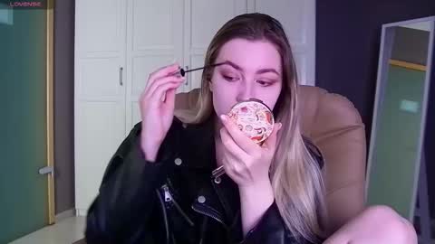 Elina online show from September 16, 1:18 am