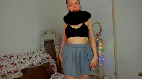 CutieJune online show from January 15, 7:00 pm