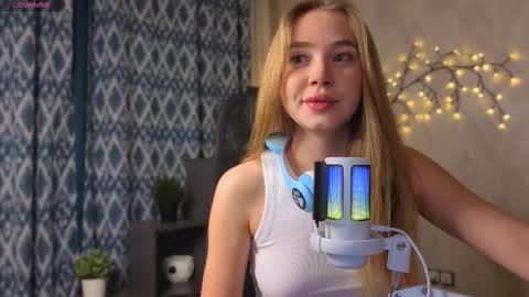 Elina online show from December 2, 1:26 am