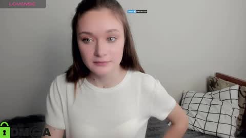 elina_x online show from May 18, 1:06 pm