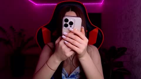 Elina online show from February 23, 10:45 pm