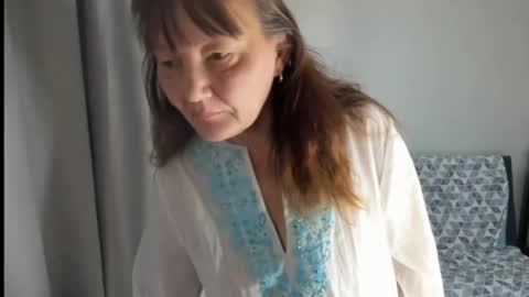 Elis online show from November 23, 4:32 am