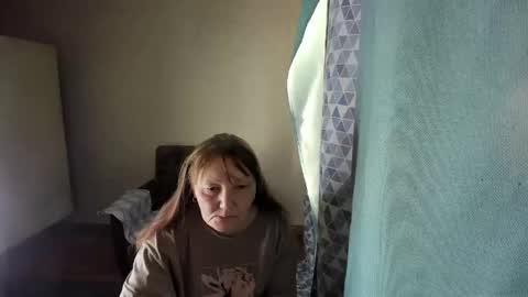Elis online show from May 2, 9:59 am