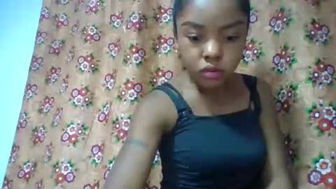 elisa531052 online show from March 2, 5:19 am