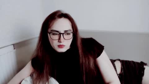 Snapshot of elisa_2001 chatting on October 17, 10:47 pm Liza online show from October 17, 10:47 pm